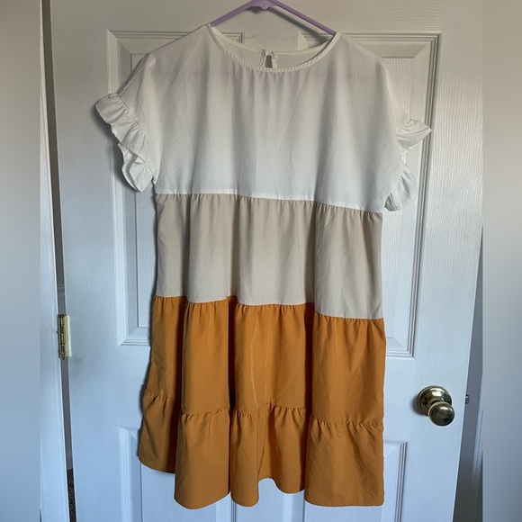 Color Block Dress - Picture 2 of 4